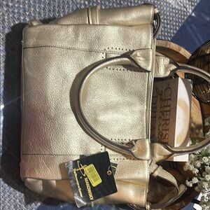 B. MAKOWSKY METALLIC GOLD
HANDBAG
